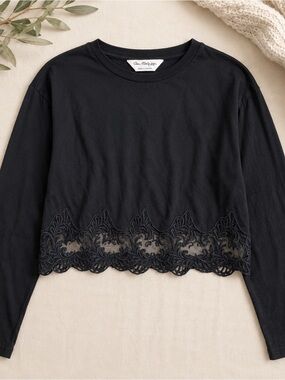 Miss Selfridge ASOS Black Long Sleeve Crop Top Lace Hem Size 2 Small